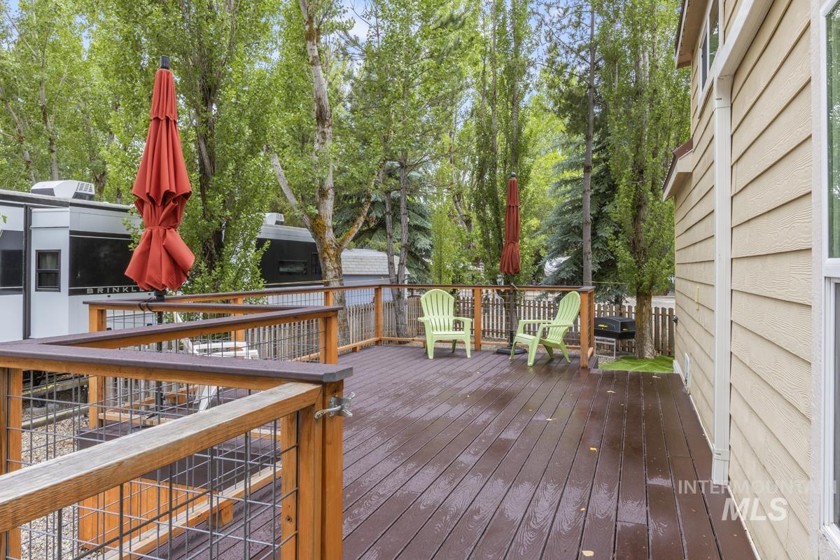 10 P Street, Cascade, Idaho 83611, 1 Bedroom, 1 Bathroom, Residential For Sale, Price $237,000,MLS 98992472