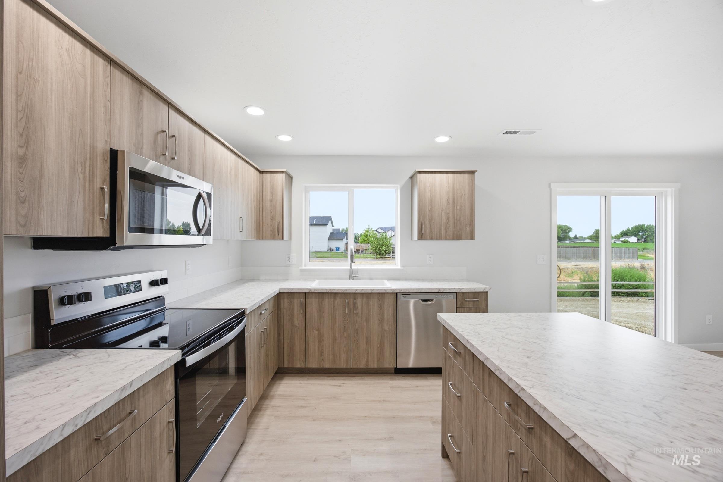 1357 Sunday River St, Middleton, Idaho 83644, 4 Bedrooms, 2.5 Bathrooms, Residential For Sale, Price $479,990, 98992474