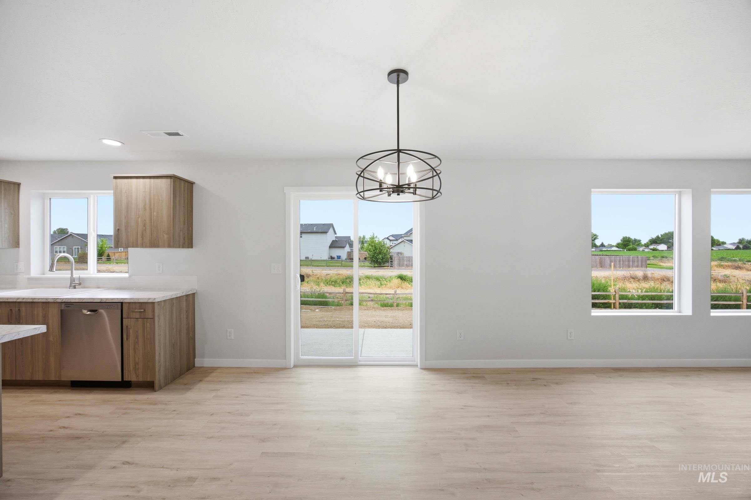 1357 Sunday River St, Middleton, Idaho 83644, 4 Bedrooms, 2.5 Bathrooms, Residential For Sale, Price $479,990, 98992474