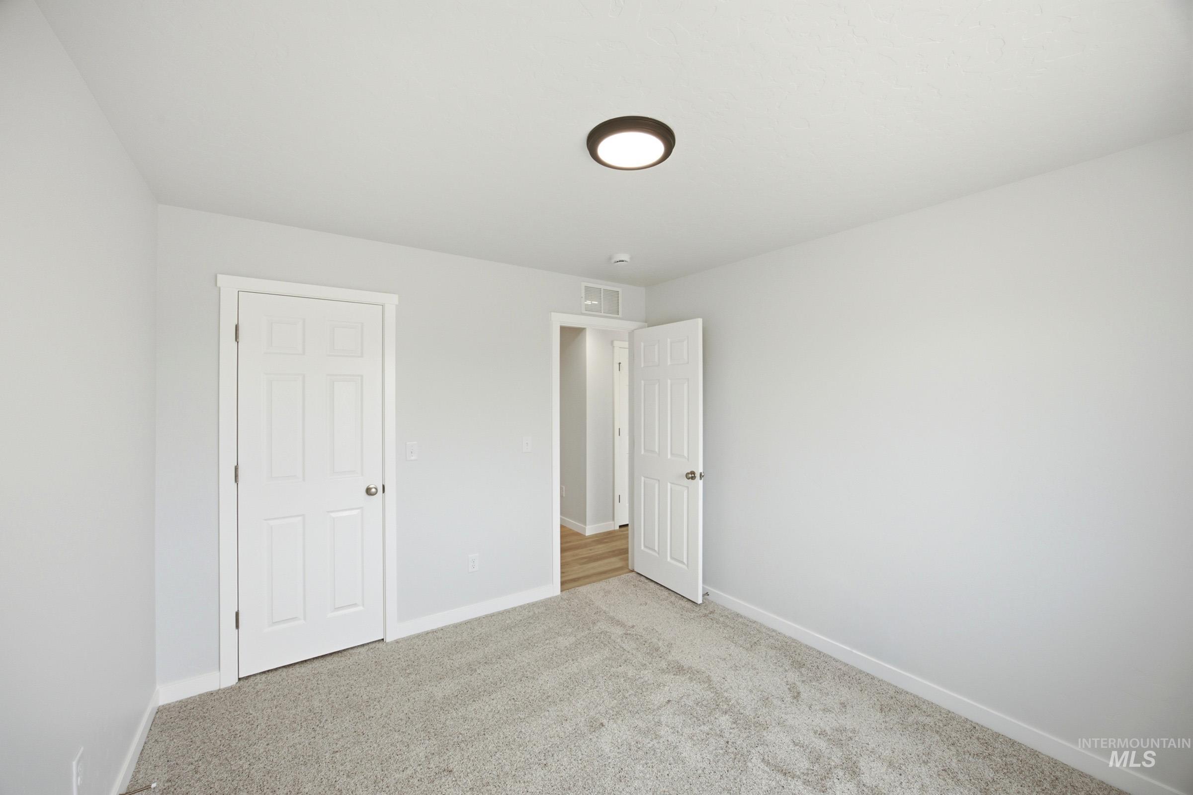 1625 Sunday River St, Middleton, Idaho 83644, 5 Bedrooms, 2.5 Bathrooms, Residential For Sale, Price $559,990,MLS 98992477