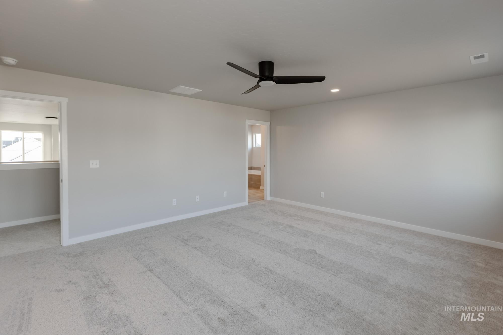1625 Sunday River St, Middleton, Idaho 83644, 5 Bedrooms, 2.5 Bathrooms, Residential For Sale, Price $559,990,MLS 98992477