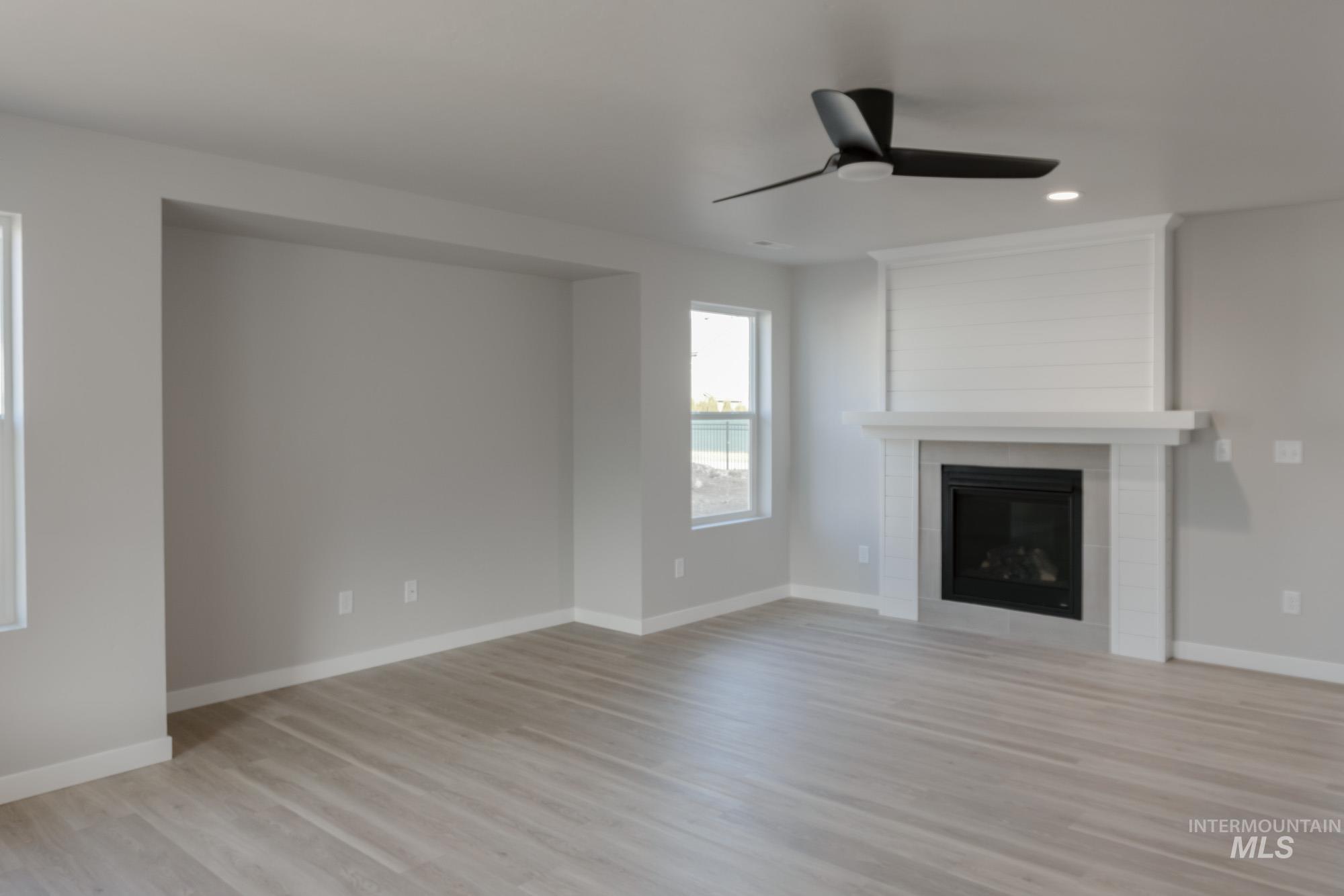 1625 Sunday River St, Middleton, Idaho 83644, 5 Bedrooms, 2.5 Bathrooms, Residential For Sale, Price $559,990,MLS 98992477
