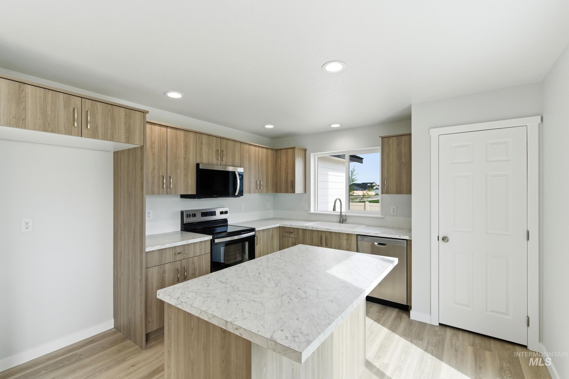 7110 E Kilkenny Ct, Nampa, Idaho 83687, 4 Bedrooms, 2.5 Bathrooms, Residential For Sale, Price $474,990, 98992479