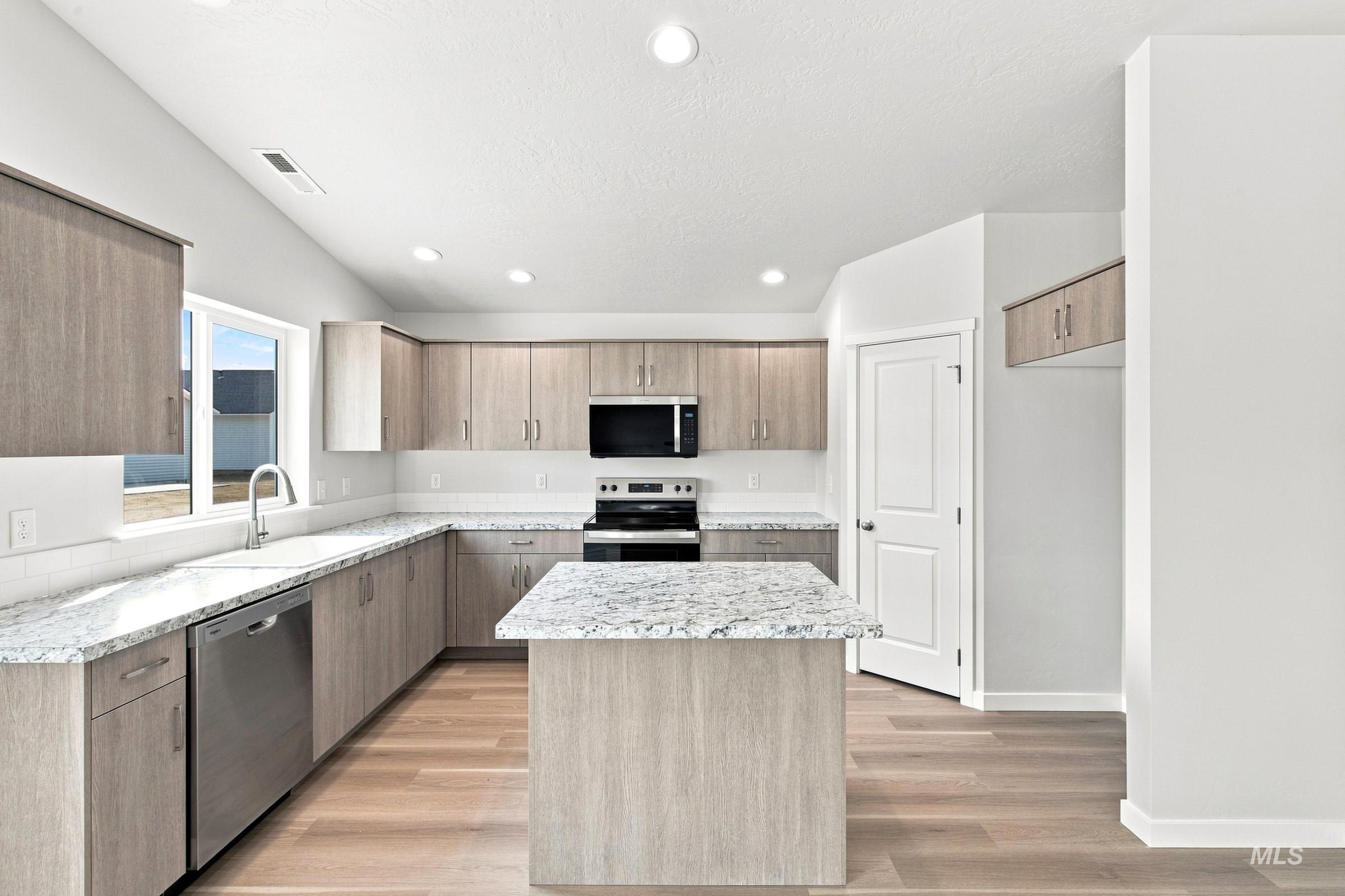 4406 Lamar St, Caldwell, Idaho 83605, 4 Bedrooms, 2 Bathrooms, Residential For Sale, Price $452,990,MLS 98992481