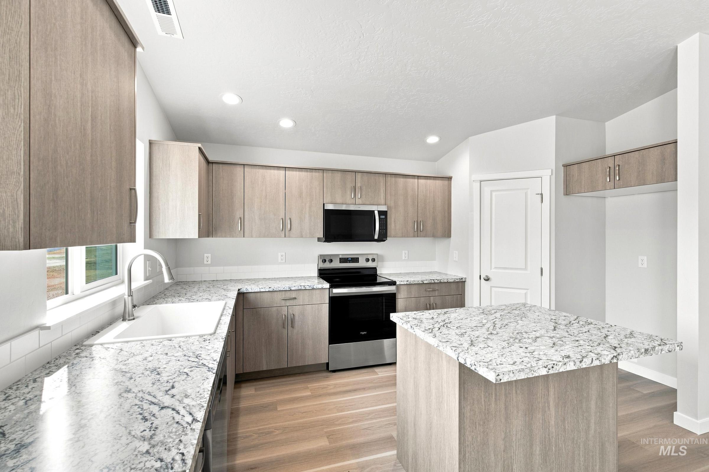 4406 Lamar St, Caldwell, Idaho 83605, 4 Bedrooms, 2 Bathrooms, Residential For Sale, Price $452,990,MLS 98992481