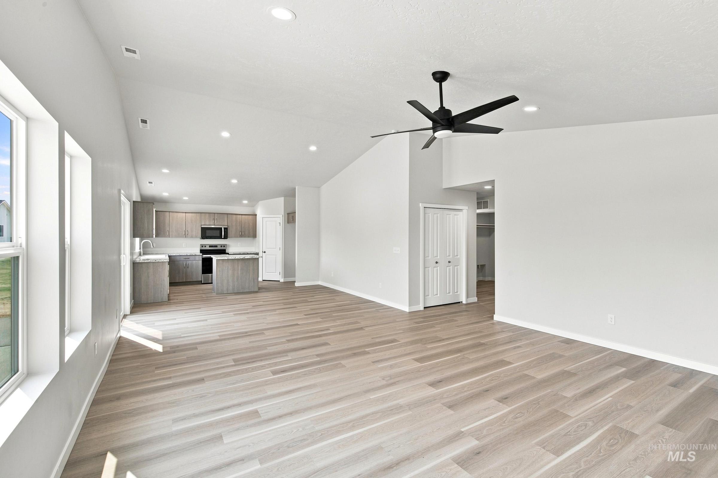 4406 Lamar St, Caldwell, Idaho 83605, 4 Bedrooms, 2 Bathrooms, Residential For Sale, Price $452,990,MLS 98992481