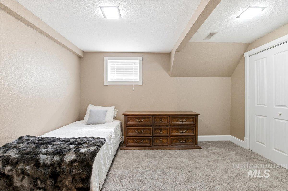 1030 Center Ave, Payette, Idaho 83661, 7 Bedrooms, 3 Bathrooms, Residential For Sale, Price $472,999, 98992483