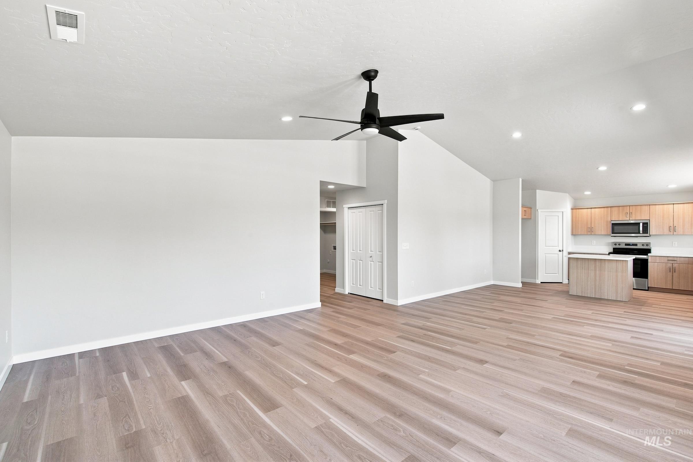 4303 Lamar St, Caldwell, Idaho 83605, 4 Bedrooms, 2 Bathrooms, Residential For Sale, Price $455,990,MLS 98992484