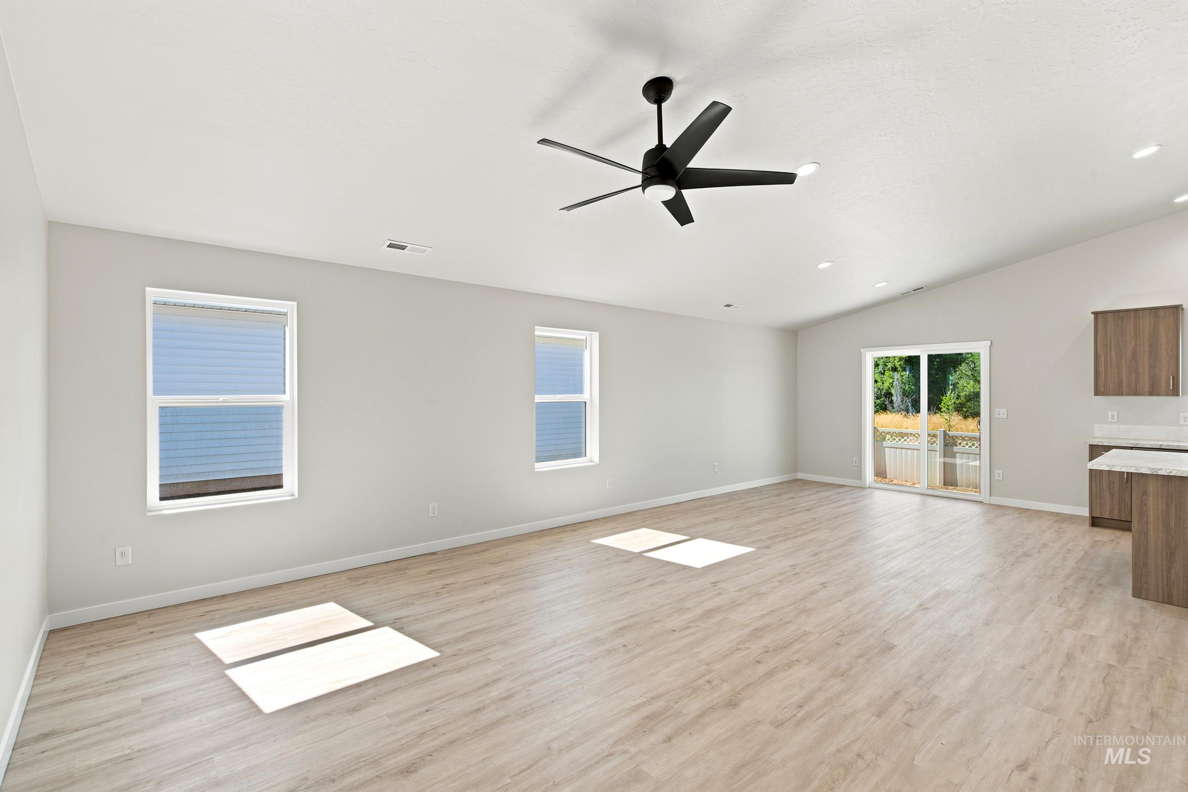 4307 Lamar St, Caldwell, Idaho 83605, 4 Bedrooms, 2 Bathrooms, Residential For Sale, Price $449,990,MLS 98992486