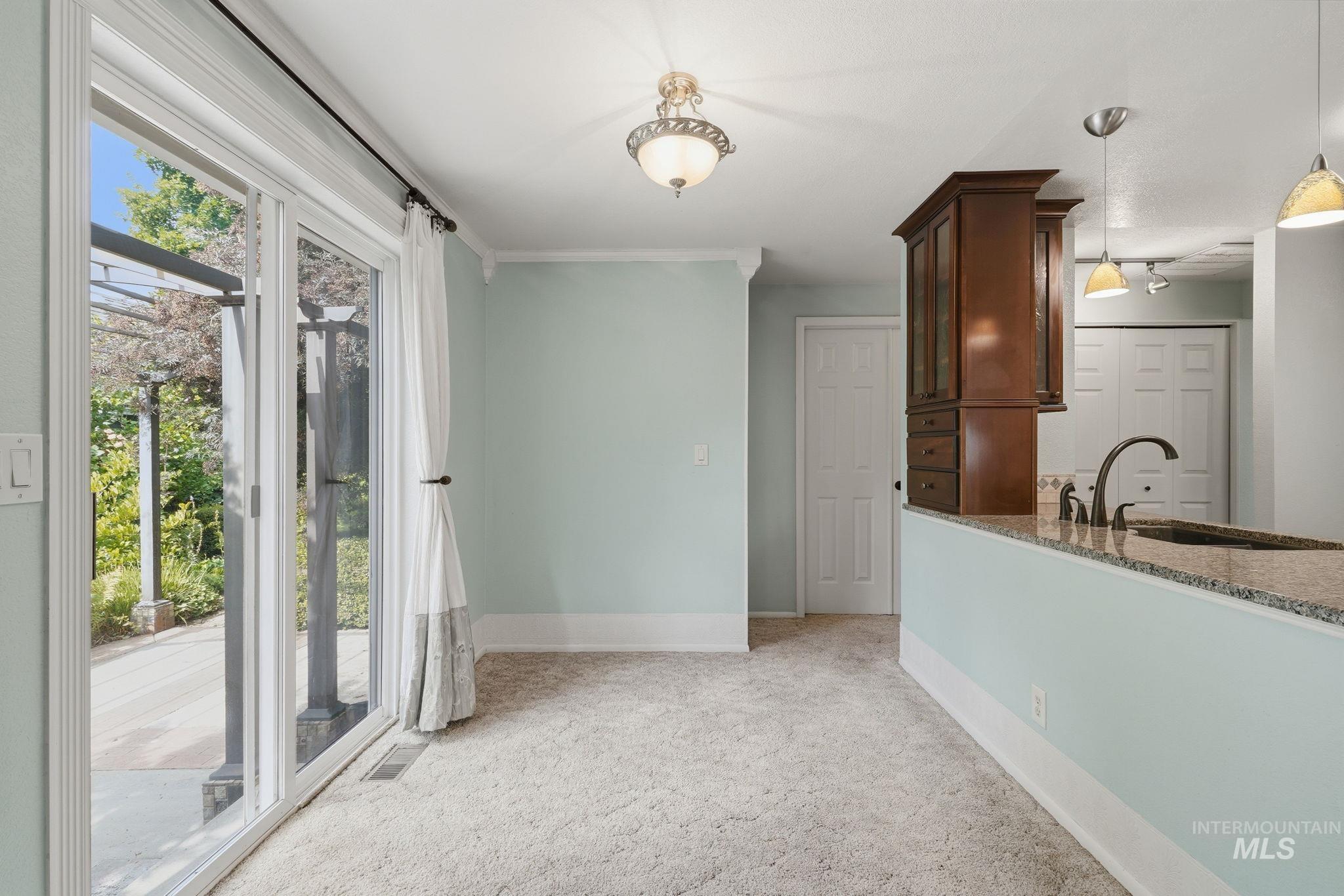 7685 W Settlers Ave, Boise, Idaho 83704, 3 Bedrooms, 1 Bathroom, Residential For Sale, Price $385,000,MLS 98992489