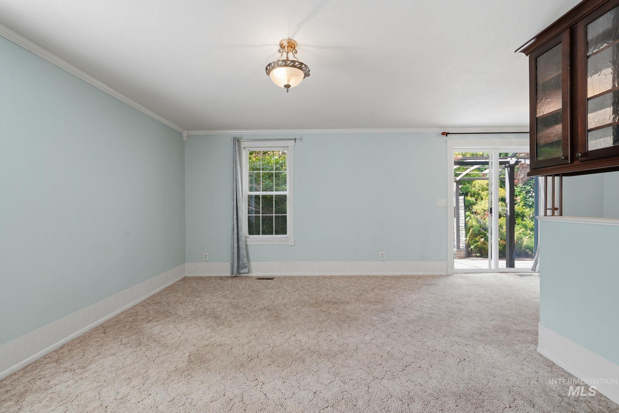 7685 W Settlers Ave, Boise, Idaho 83704, 3 Bedrooms, 1 Bathroom, Residential For Sale, Price $385,000,MLS 98992489