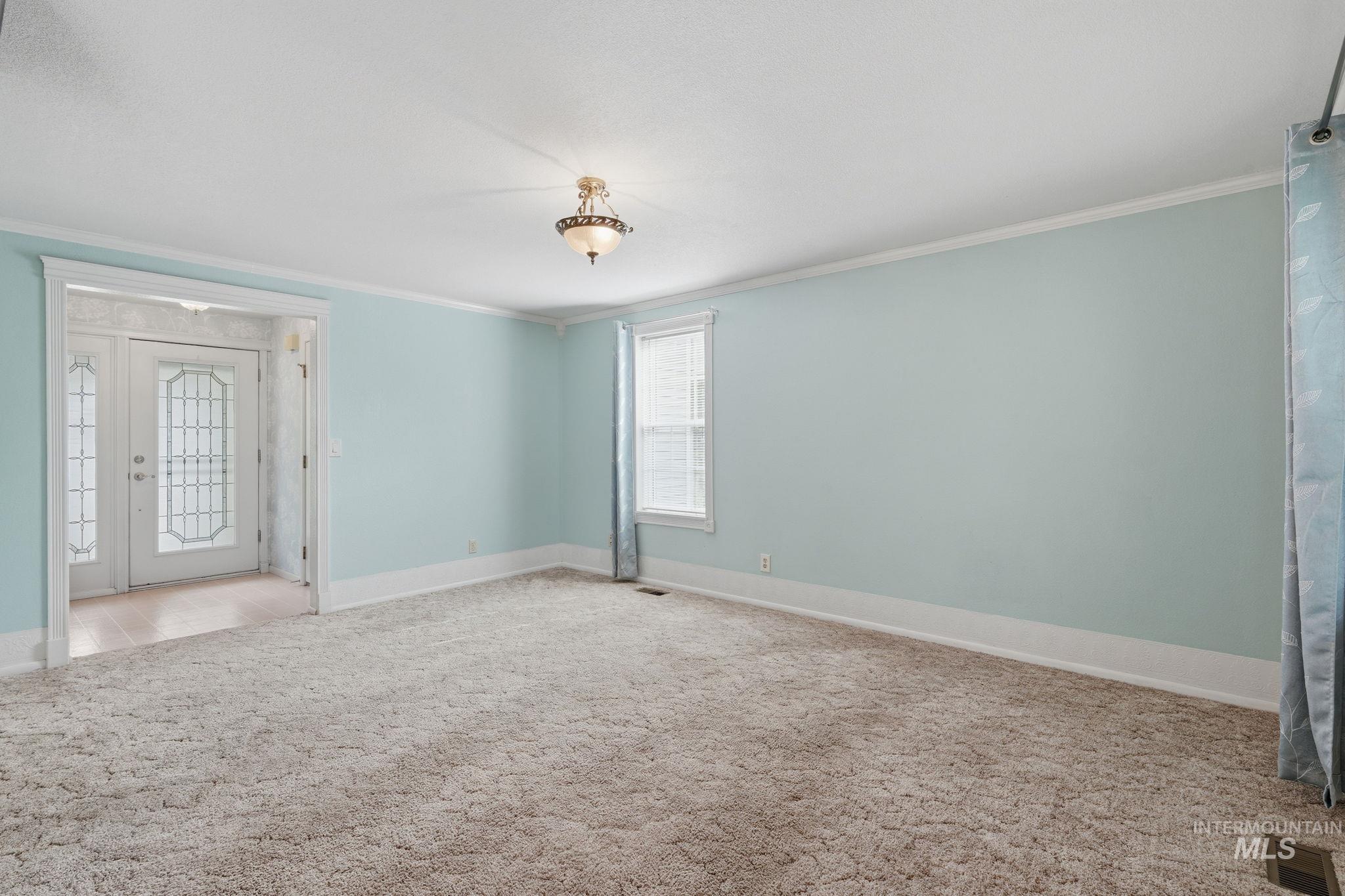 7685 W Settlers Ave, Boise, Idaho 83704, 3 Bedrooms, 1 Bathroom, Residential For Sale, Price $385,000,MLS 98992489