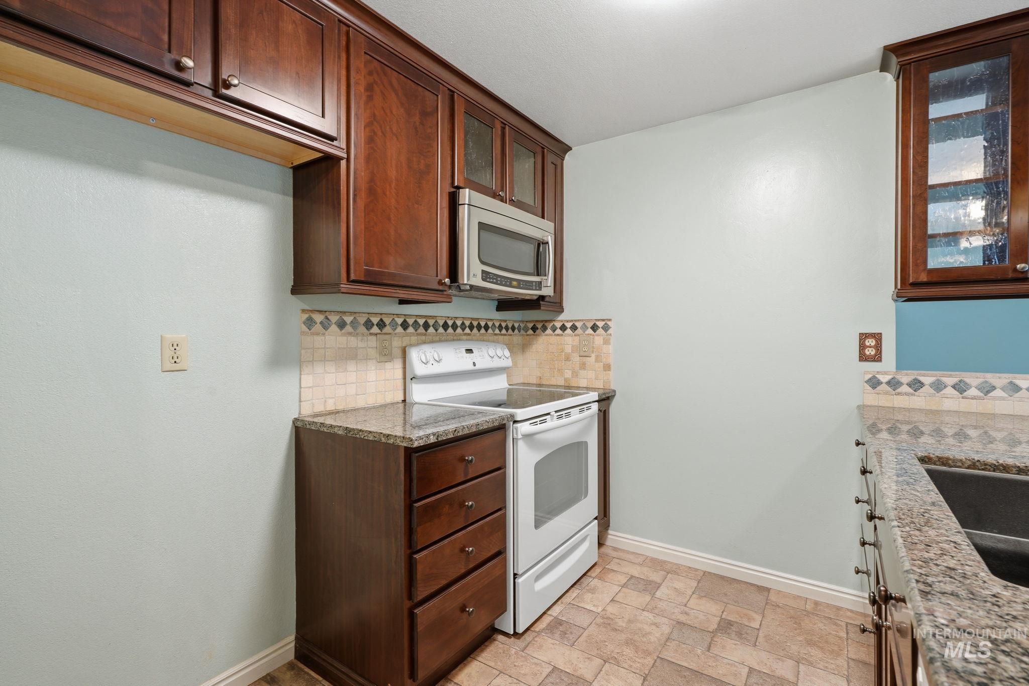 7685 W Settlers Ave, Boise, Idaho 83704, 3 Bedrooms, 1 Bathroom, Residential For Sale, Price $385,000,MLS 98992489