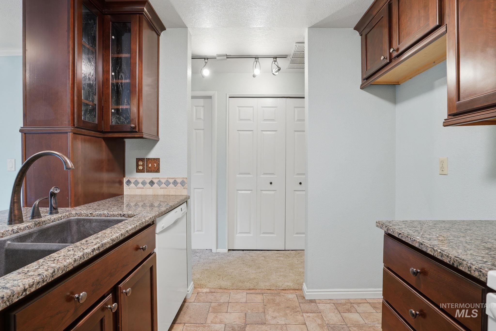 7685 W Settlers Ave, Boise, Idaho 83704, 3 Bedrooms, 1 Bathroom, Residential For Sale, Price $385,000,MLS 98992489