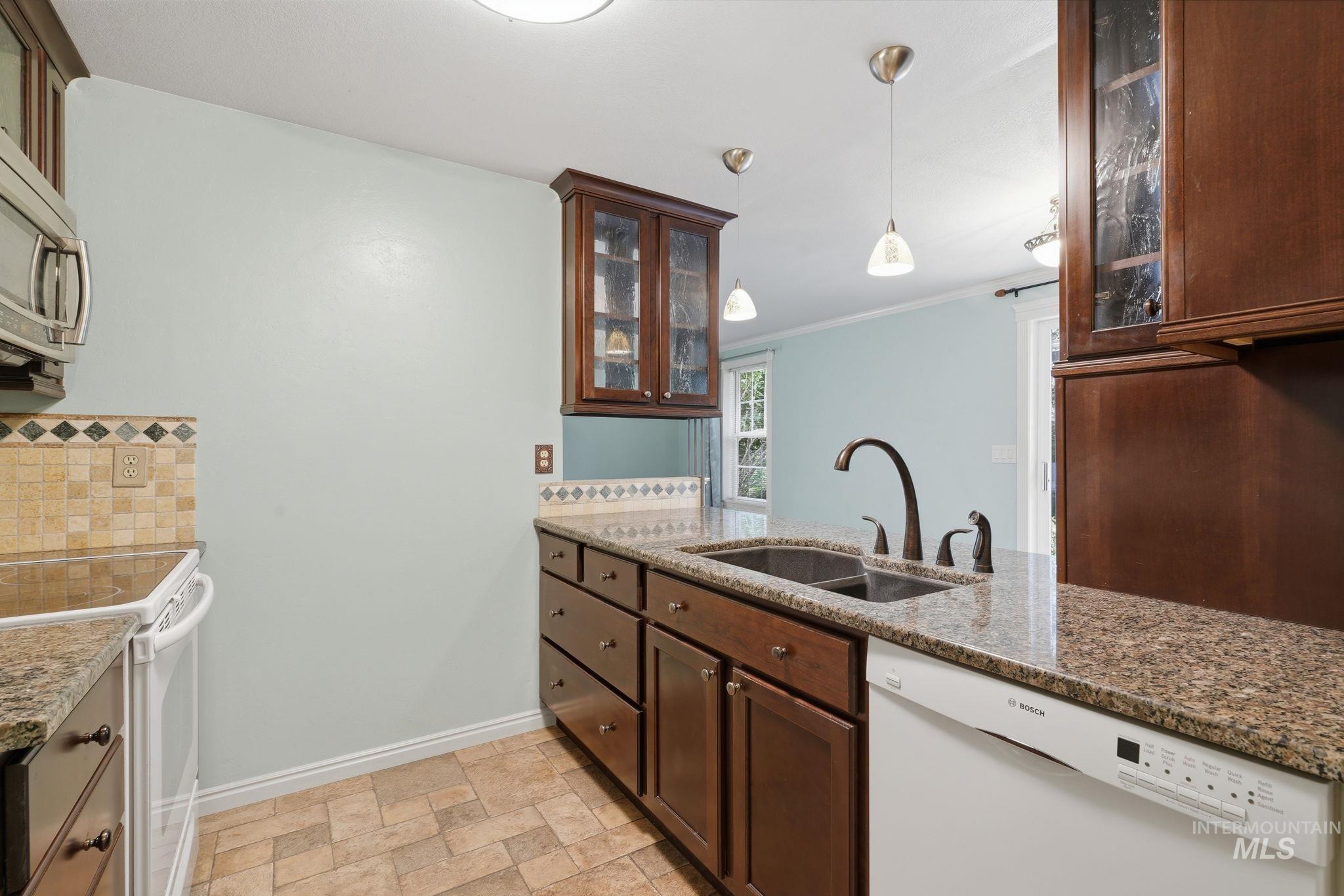 7685 W Settlers Ave, Boise, Idaho 83704, 3 Bedrooms, 1 Bathroom, Residential For Sale, Price $385,000,MLS 98992489