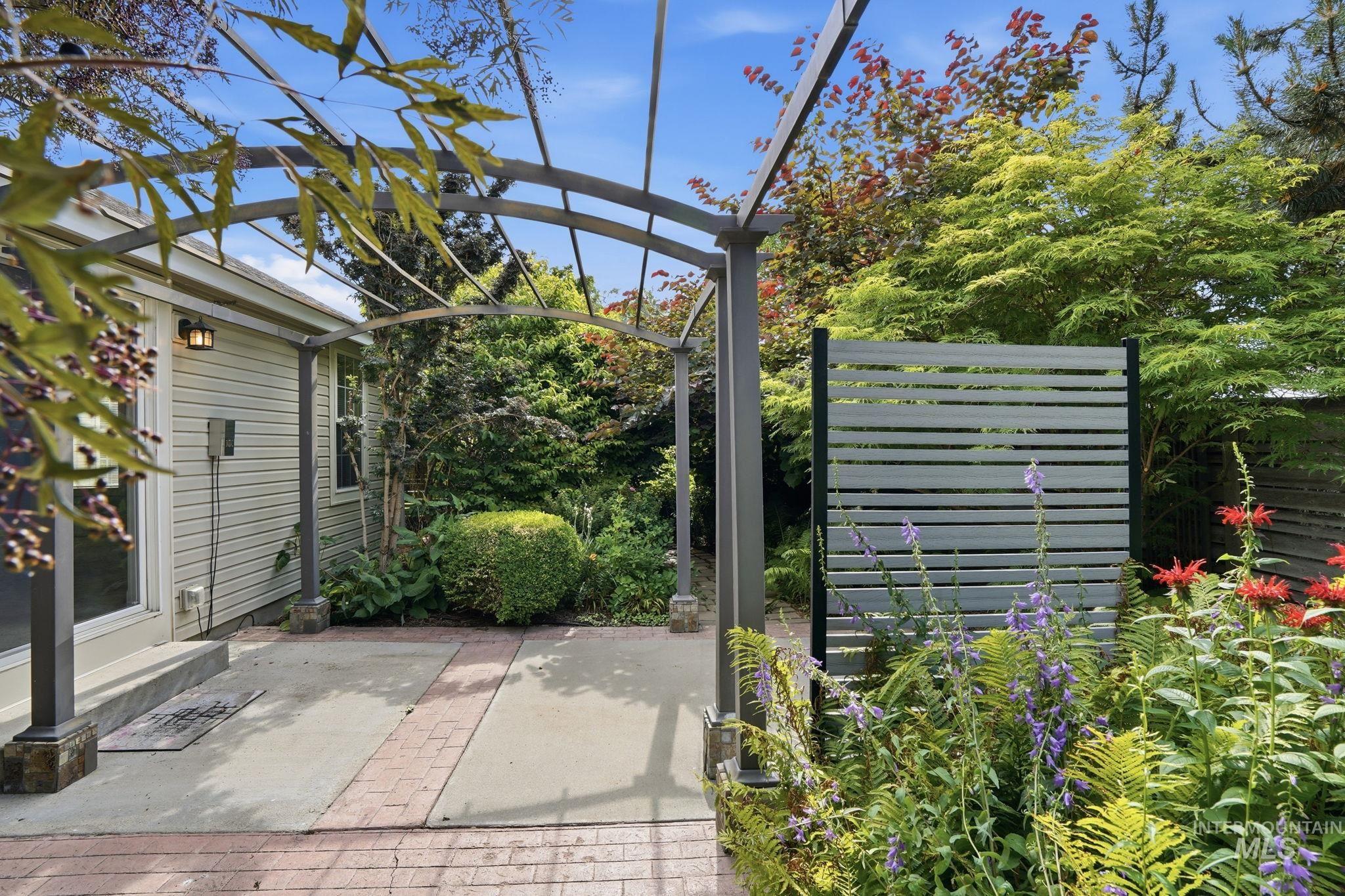 7685 W Settlers Ave, Boise, Idaho 83704, 3 Bedrooms, 1 Bathroom, Residential For Sale, Price $385,000,MLS 98992489