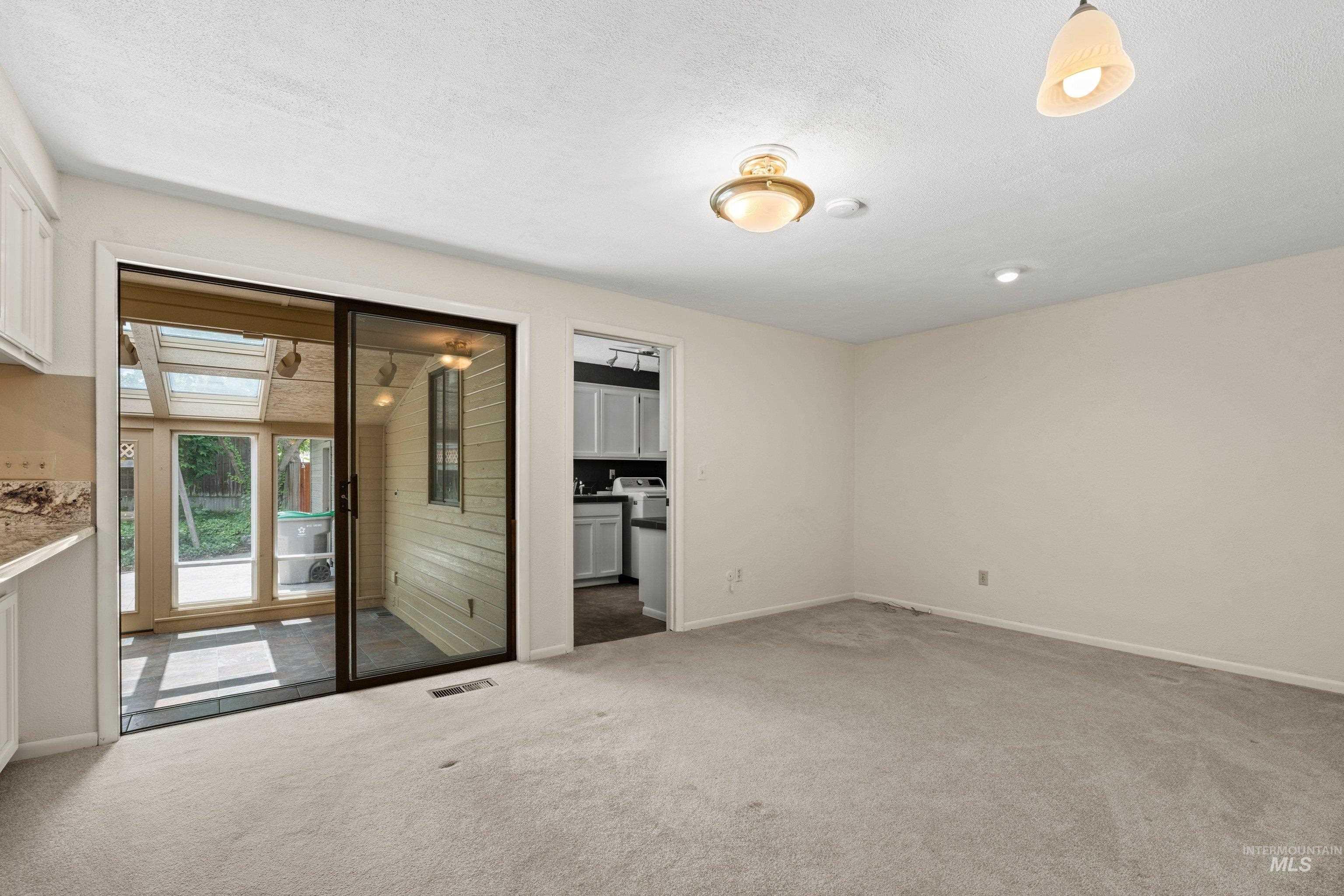2333 Table Rock Rd, Boise, Idaho 83712, 4 Bedrooms, 3 Bathrooms, Residential For Sale, Price $899,000, 98992492