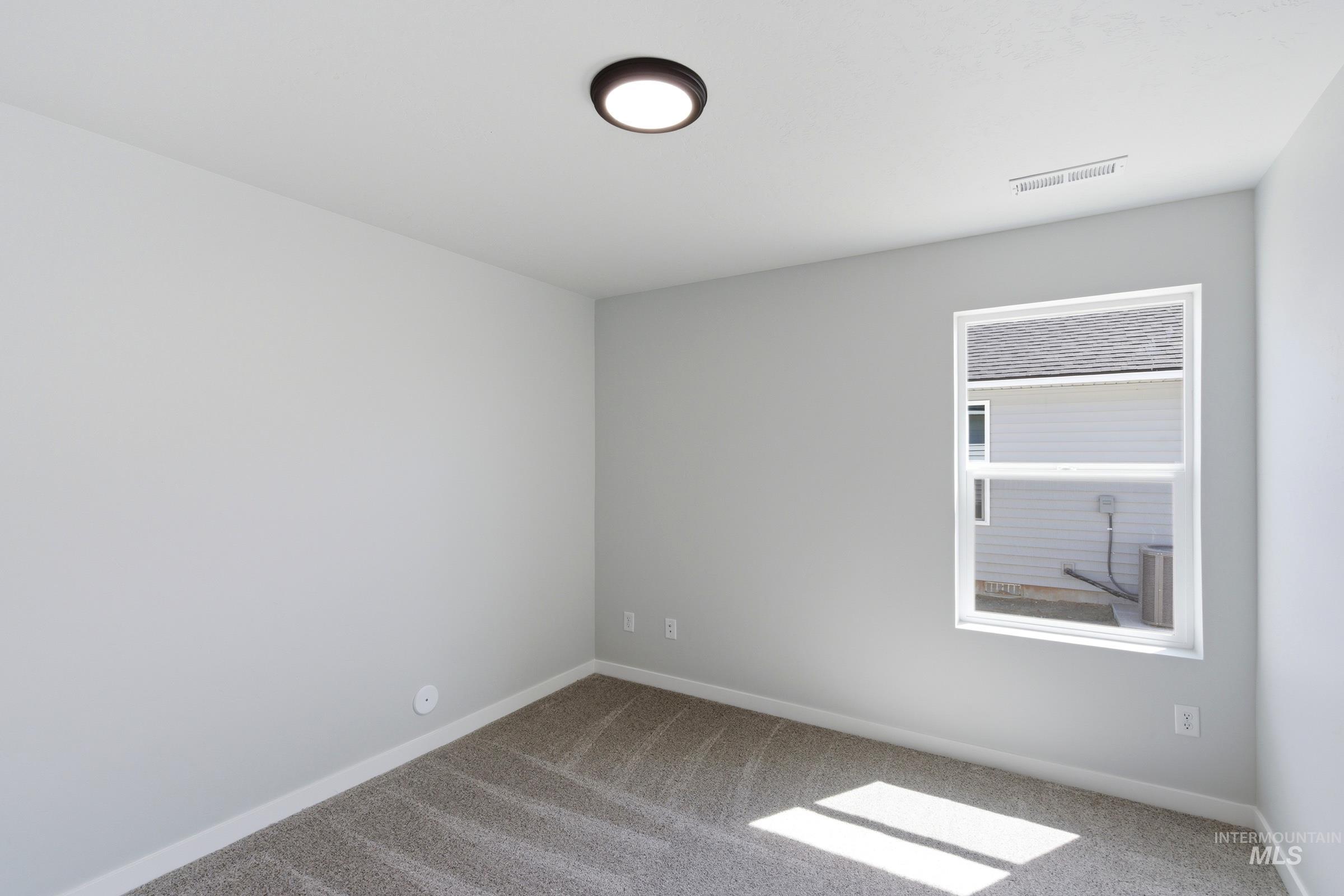 299 N Tideberry Ave, Kuna, Idaho 83634, 3 Bedrooms, 2 Bathrooms, Residential For Sale, Price $419,990,MLS 98992494