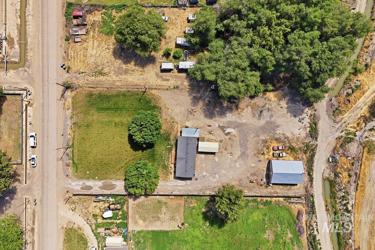 3065 Pioneer Rd, Homedale, Idaho 83628, 3 Bedrooms, 2 Bathrooms, Residential For Sale, Price $429,900,MLS 98992497
