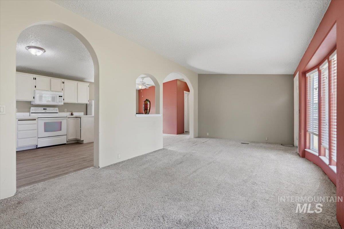 3065 Pioneer Rd, Homedale, Idaho 83628, 3 Bedrooms, 2 Bathrooms, Residential For Sale, Price $429,900,MLS 98992497