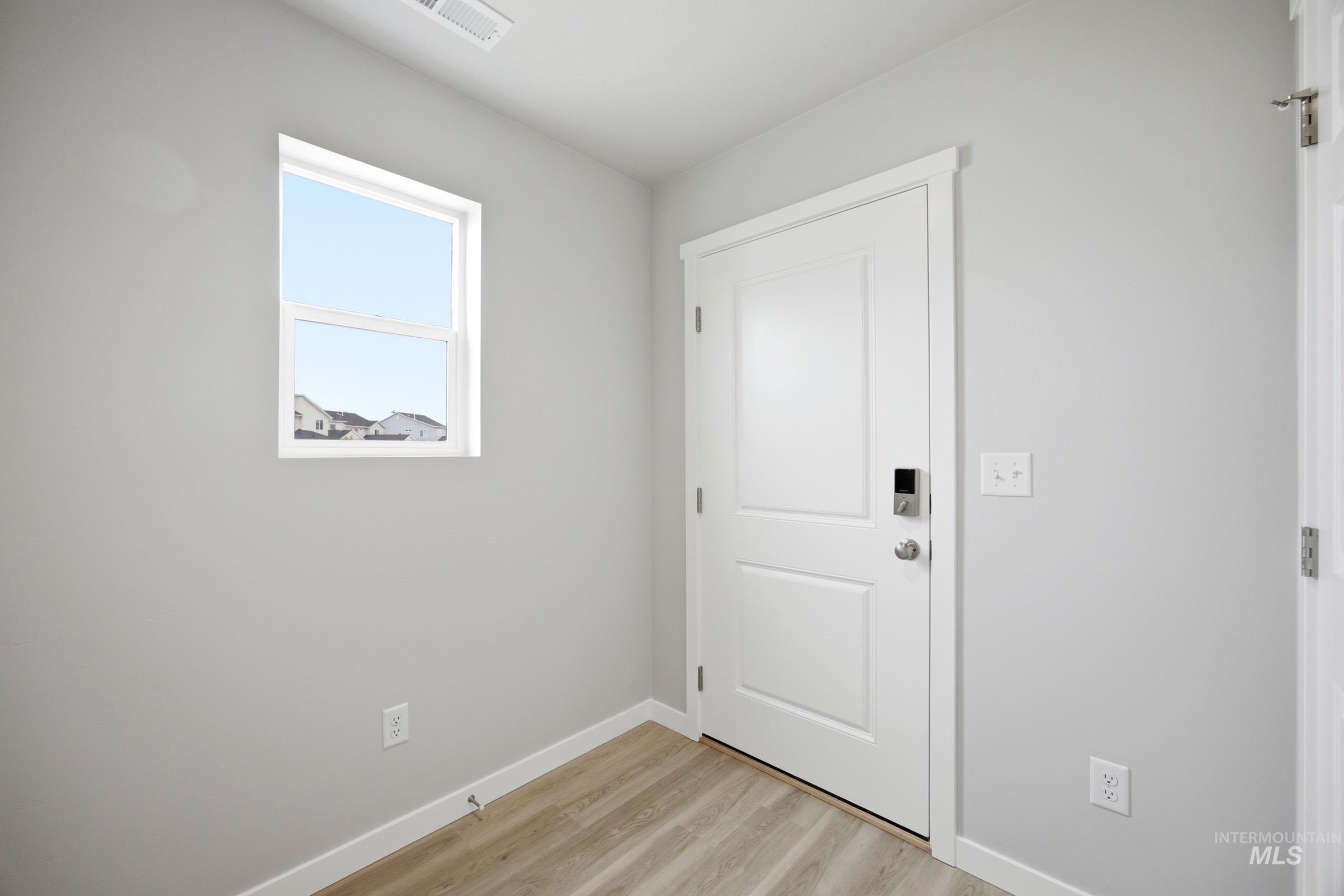 2367 W Fallon Lp, Nampa, Idaho 83651, 3 Bedrooms, 2.5 Bathrooms, Residential For Sale, Price $410,990,MLS 98992502