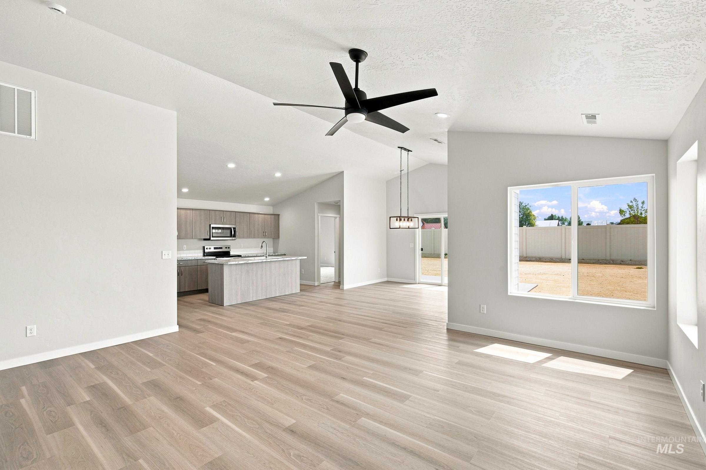 3849 E White Plains St, Nampa, Idaho 83686, 4 Bedrooms, 2 Bathrooms, Residential For Sale, Price $479,990,MLS 98992503