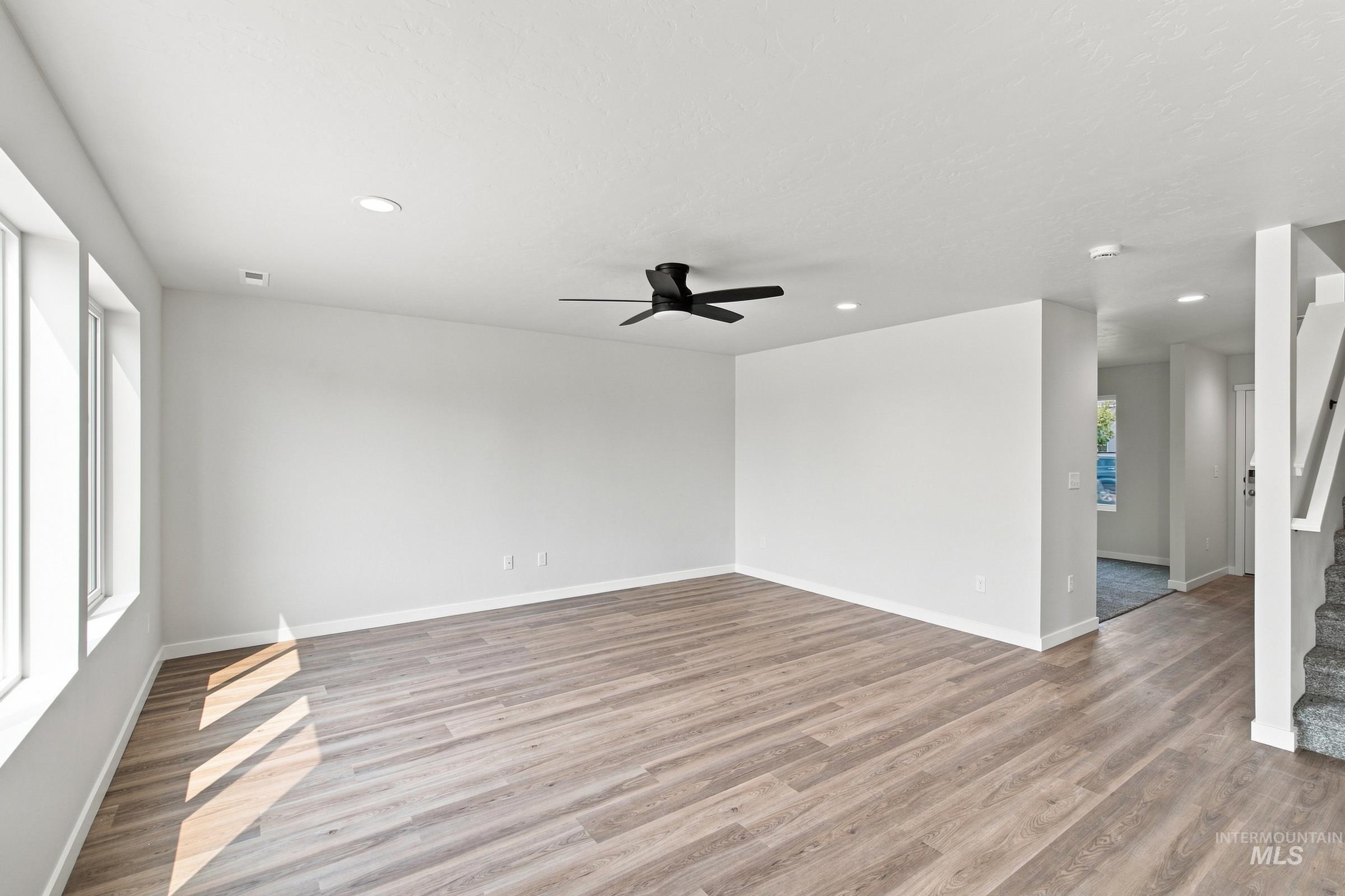 3813 E White Plains St, Nampa, Idaho 83686, 4 Bedrooms, 2.5 Bathrooms, Residential For Sale, Price $494,990,MLS 98992504
