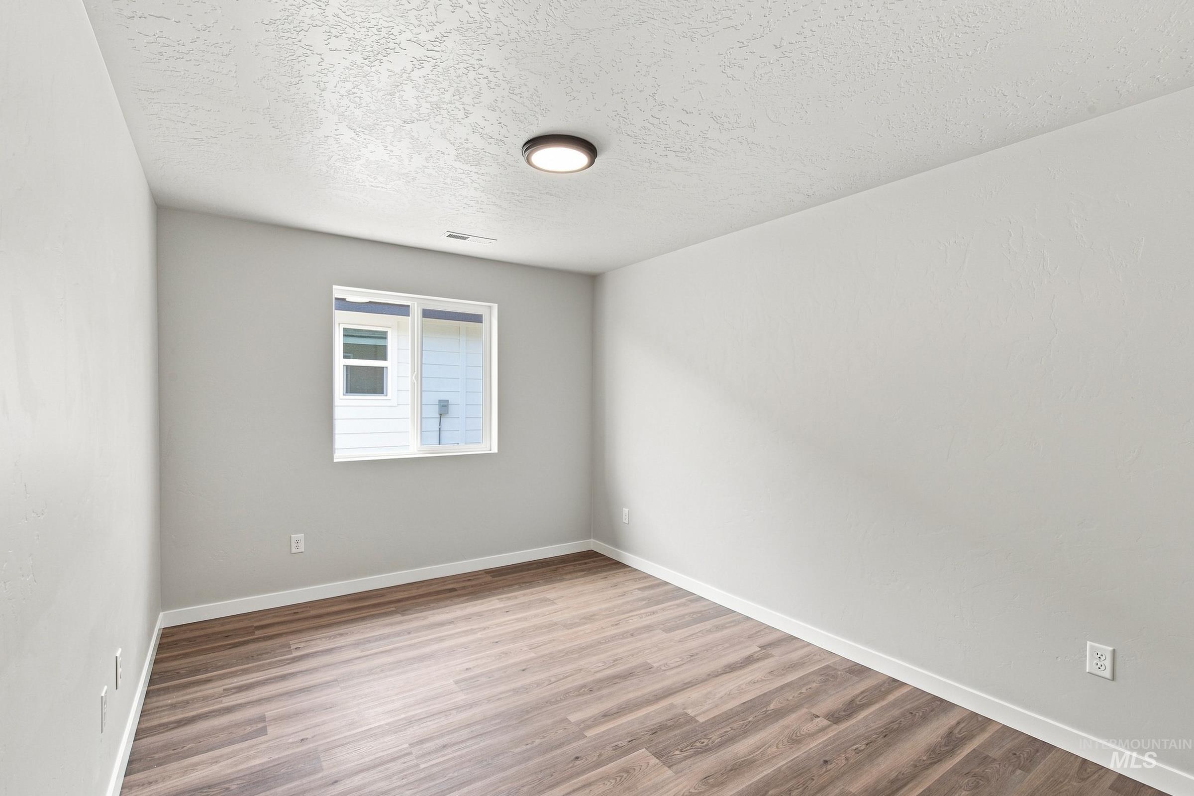 4558 S Amsterdam Ave, Nampa, Idaho 83686, 3 Bedrooms, 2 Bathrooms, Residential For Sale, Price $439,990,MLS 98992507