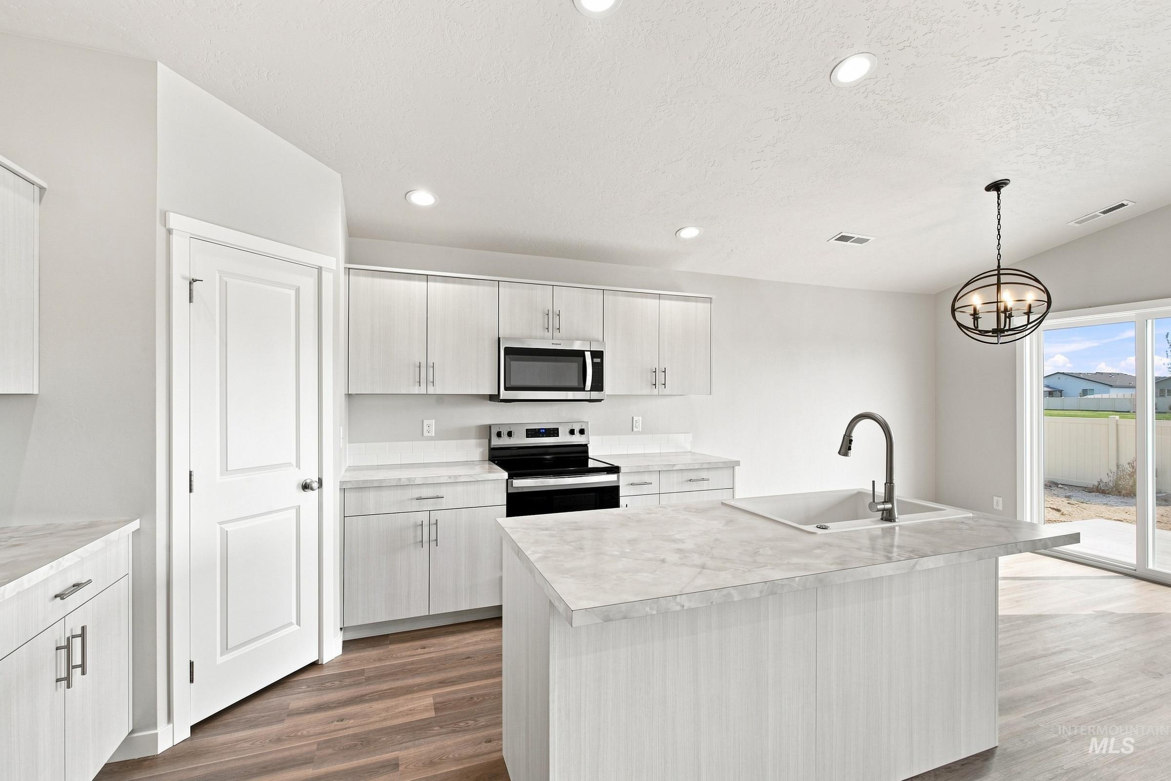 4558 S Amsterdam Ave, Nampa, Idaho 83686, 3 Bedrooms, 2 Bathrooms, Residential For Sale, Price $439,990,MLS 98992507