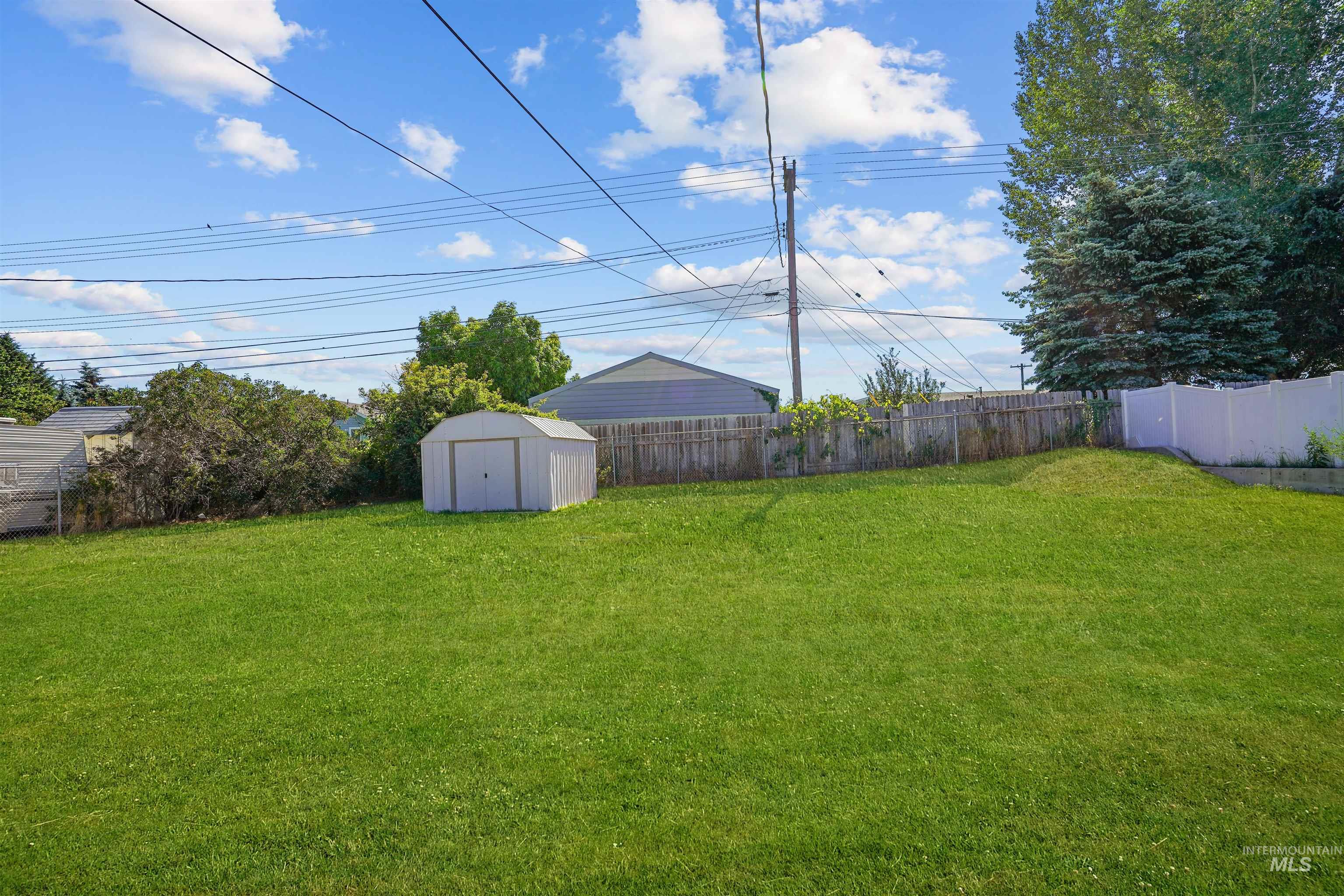 2941 Almo Ave, Burley, Idaho 83318, 3 Bedrooms, 1 Bathroom, Residential For Sale, Price $250,000,MLS 98992514