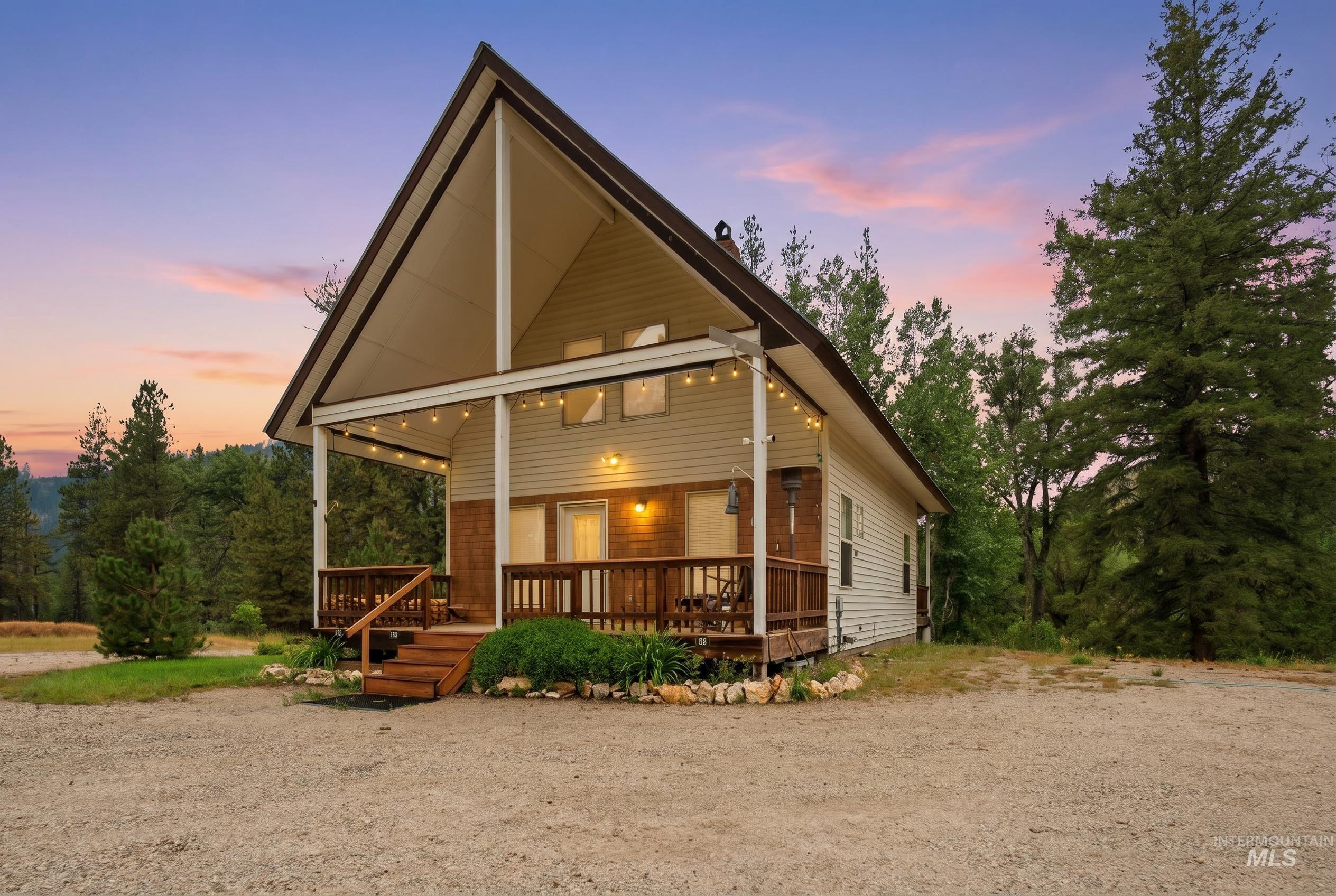 3980 N Pine Featherville Rd, Mountain Home, Idaho 83647, 3 Bedrooms, 1.5 Bathrooms, Residential For Sale, Price $800,000, 98992515