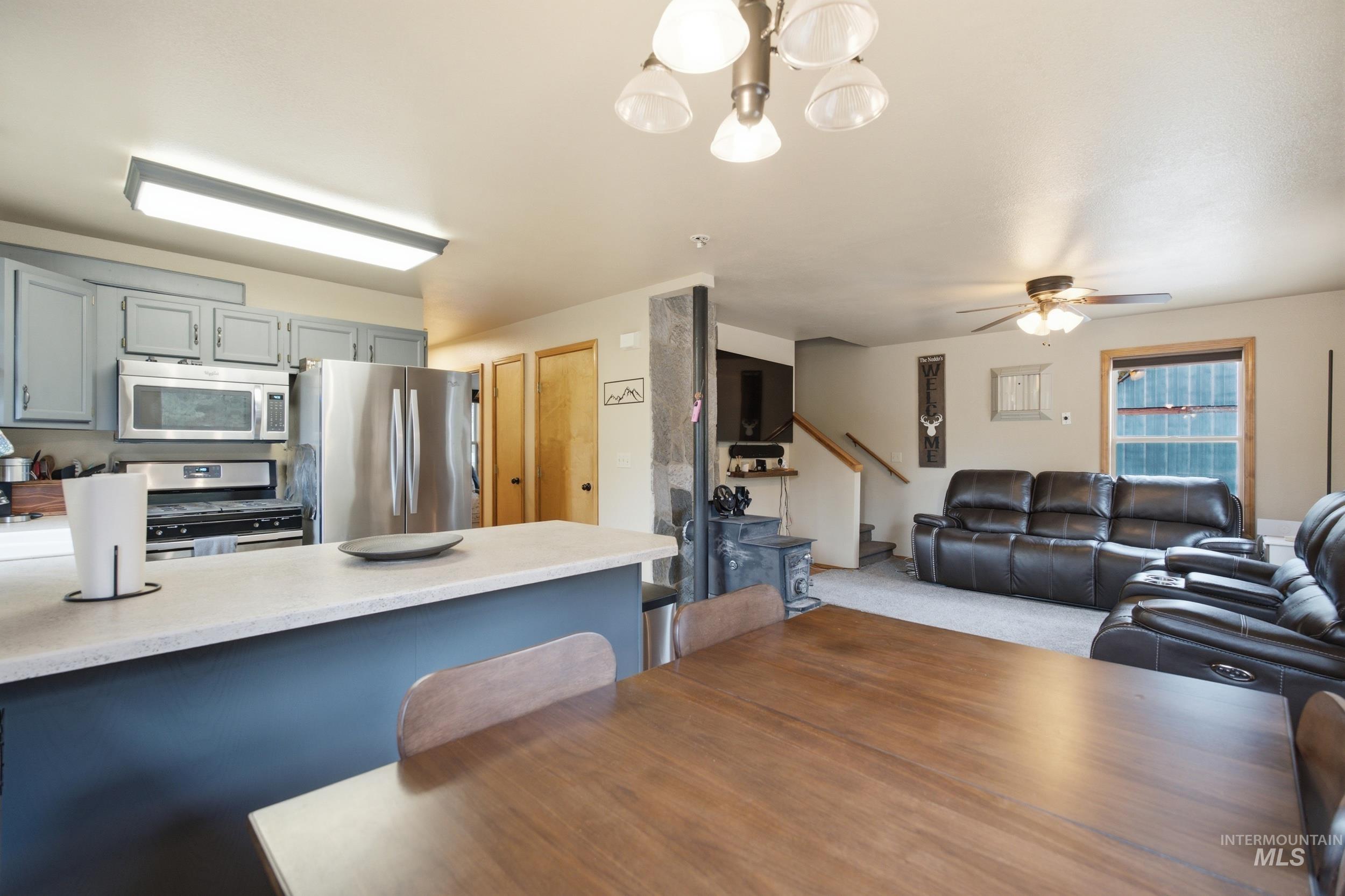3980 N Pine Featherville Rd, Mountain Home, Idaho 83647, 3 Bedrooms, 1.5 Bathrooms, Residential For Sale, Price $800,000, 98992515