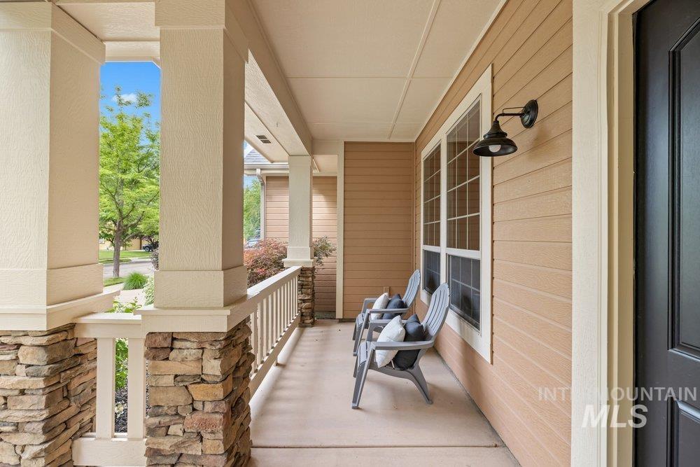 5046 W Parsons Dr, Boise, Idaho 83714, 4 Bedrooms, 2.5 Bathrooms, Residential For Sale, Price $765,000,MLS 98992517