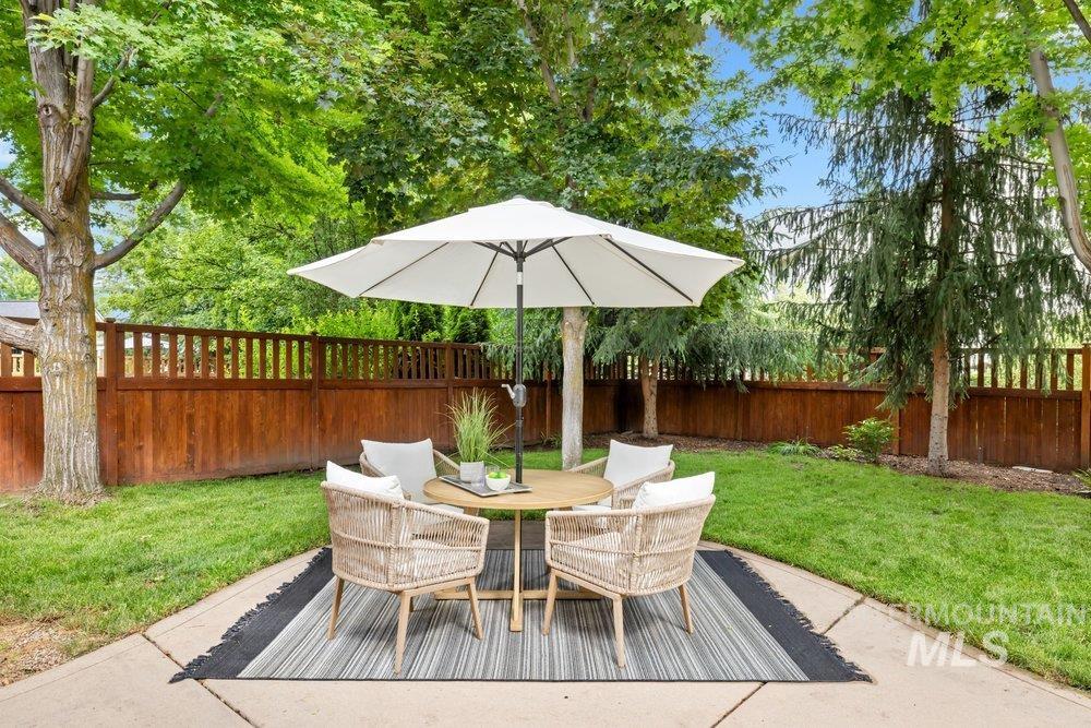 5046 W Parsons Dr, Boise, Idaho 83714, 4 Bedrooms, 2.5 Bathrooms, Residential For Sale, Price $765,000,MLS 98992517