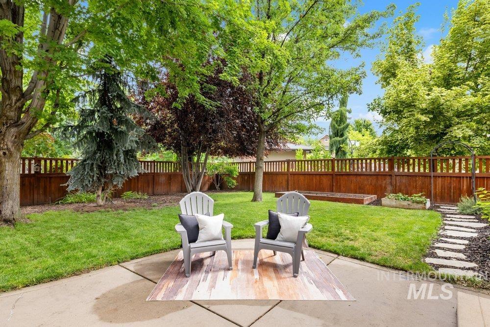 5046 W Parsons Dr, Boise, Idaho 83714, 4 Bedrooms, 2.5 Bathrooms, Residential For Sale, Price $765,000,MLS 98992517