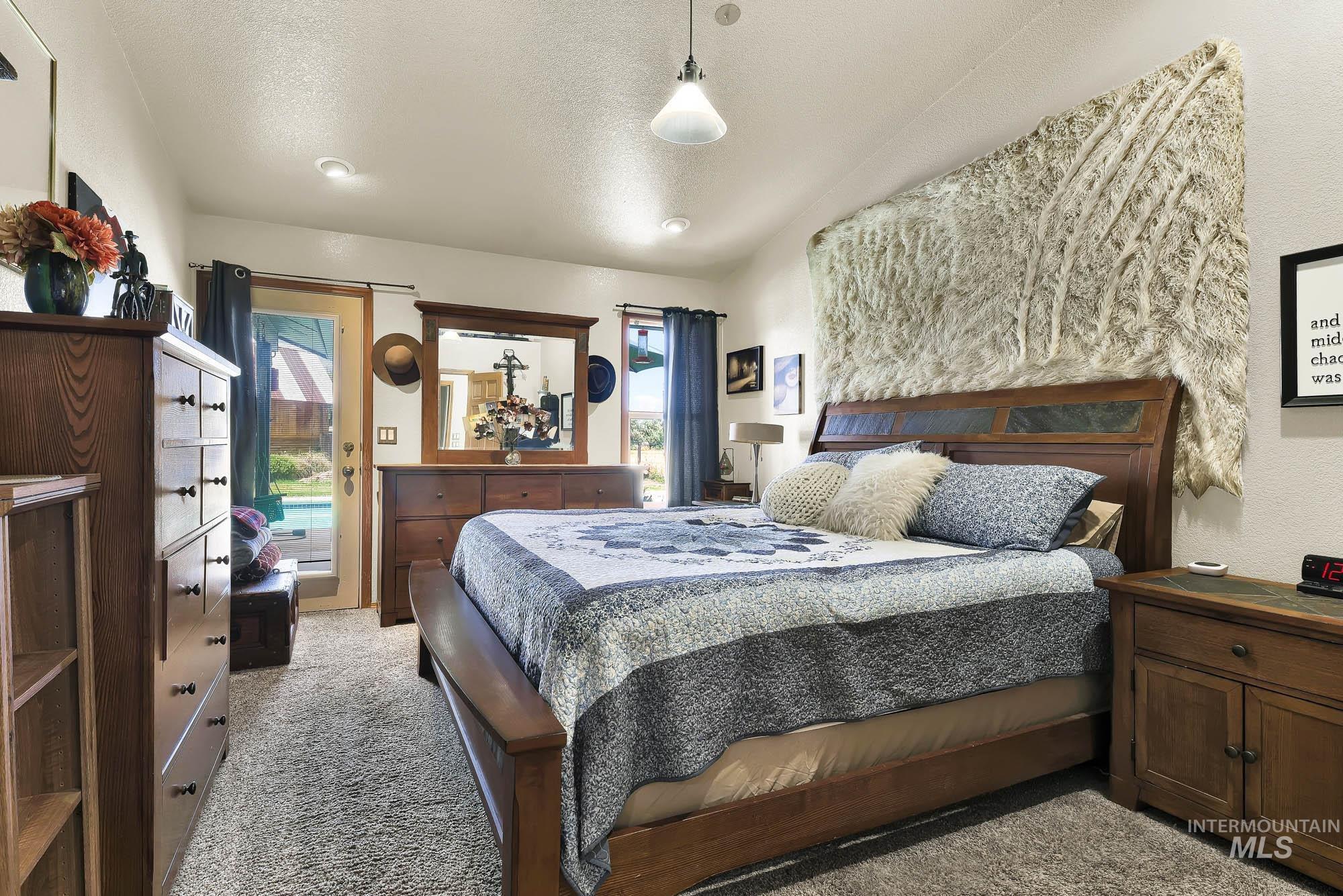 1299 N Black Cat Rd, Meridian, Idaho 83642, 4 Bedrooms, 2 Bathrooms, Residential For Sale, Price $1,585,000, 98992518