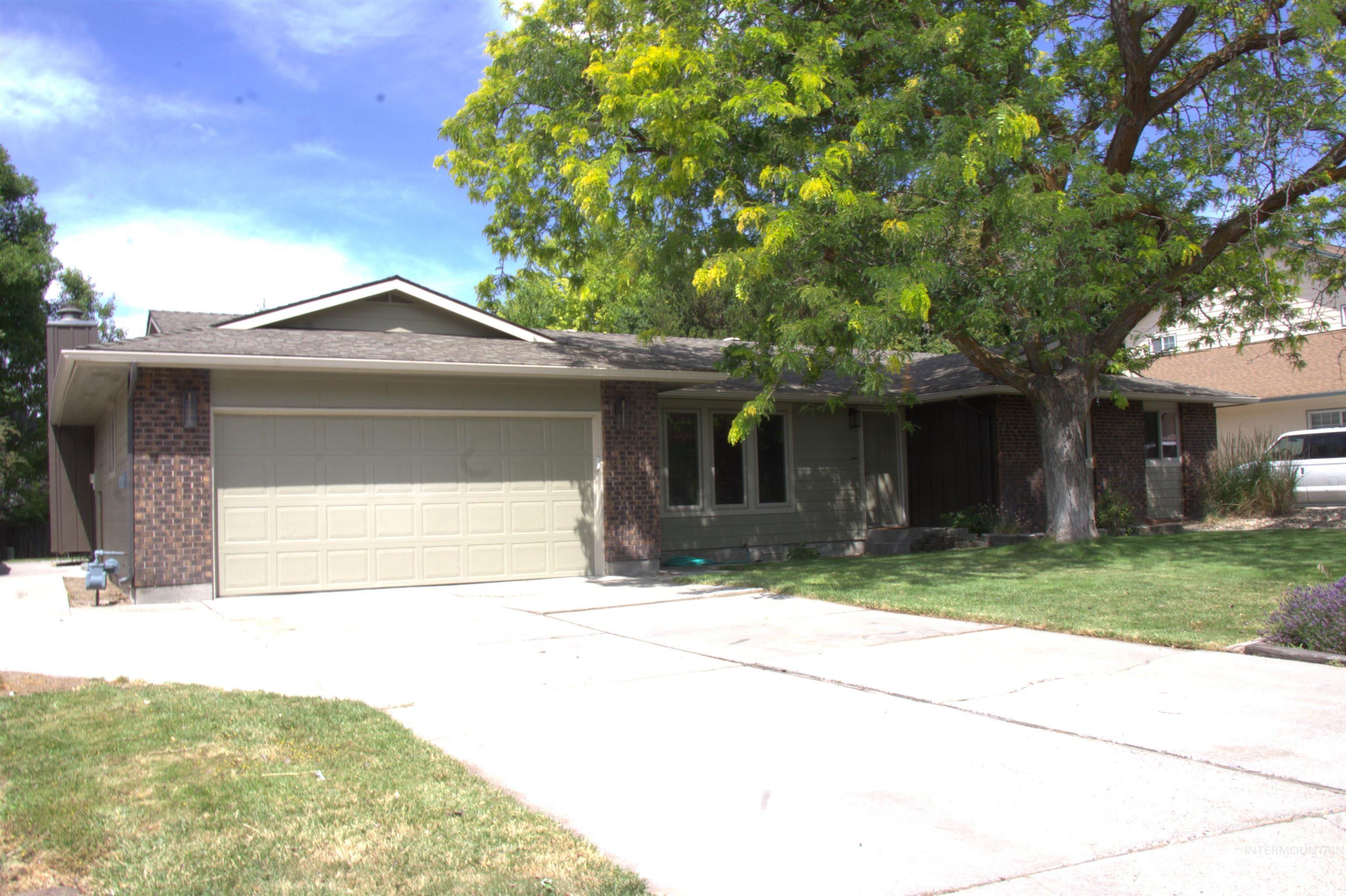 513 Ridge Way, Ontario, Oregon 97914, 3 Bedrooms, 2 Bathrooms, Residential For Sale, Price $399,000, 98992524