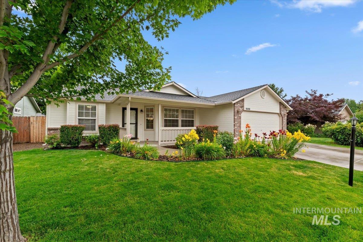 14413 W Roaring Creek, Boise, Idaho 83713, 3 Bedrooms, 2 Bathrooms, Residential For Sale, Price $449,000, 98992525