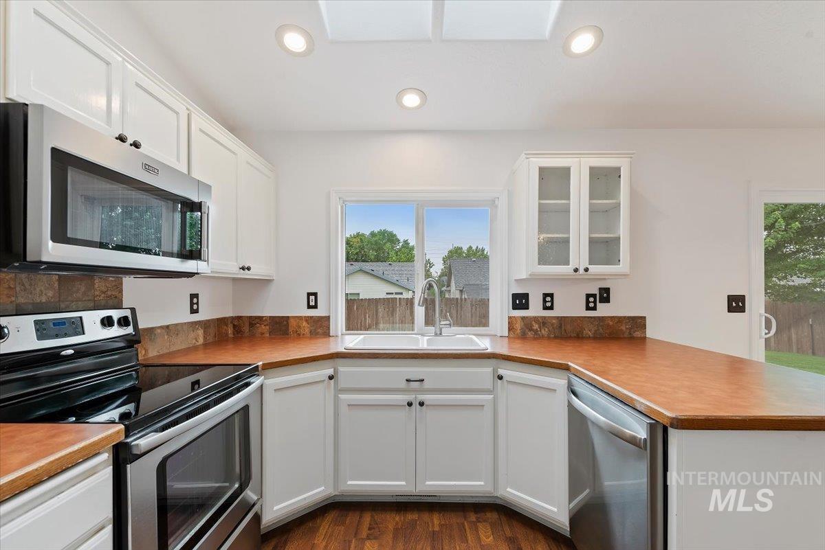 14413 W Roaring Creek, Boise, Idaho 83713, 3 Bedrooms, 2 Bathrooms, Residential For Sale, Price $449,000, 98992525