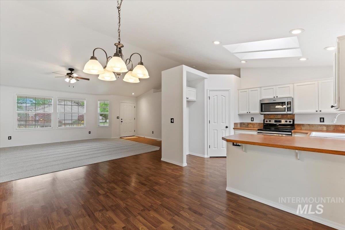 14413 W Roaring Creek, Boise, Idaho 83713, 3 Bedrooms, 2 Bathrooms, Residential For Sale, Price $449,000, 98992525