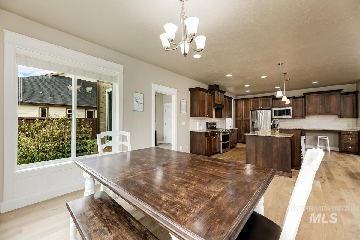 5855 N Channing Way, Meridian, Idaho 83646, 5 Bedrooms, 3 Bathrooms, Residential For Sale, Price $799,900, 98992527