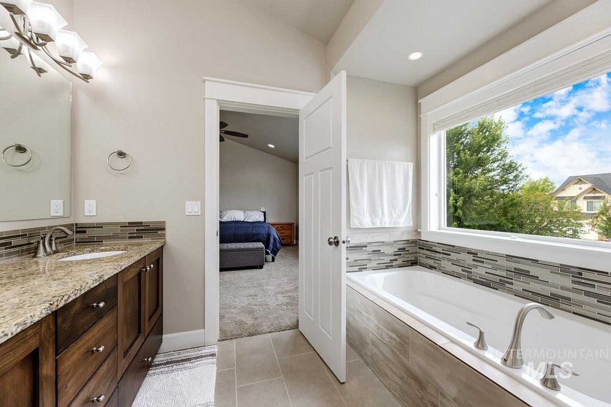 5855 N Channing Way, Meridian, Idaho 83646, 5 Bedrooms, 3 Bathrooms, Residential For Sale, Price $799,900, 98992527