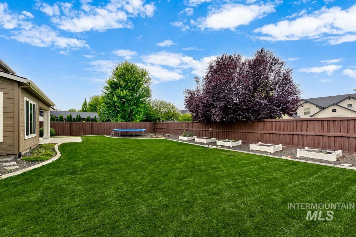 5855 N Channing Way, Meridian, Idaho 83646, 5 Bedrooms, 3 Bathrooms, Residential For Sale, Price $799,900, 98992527