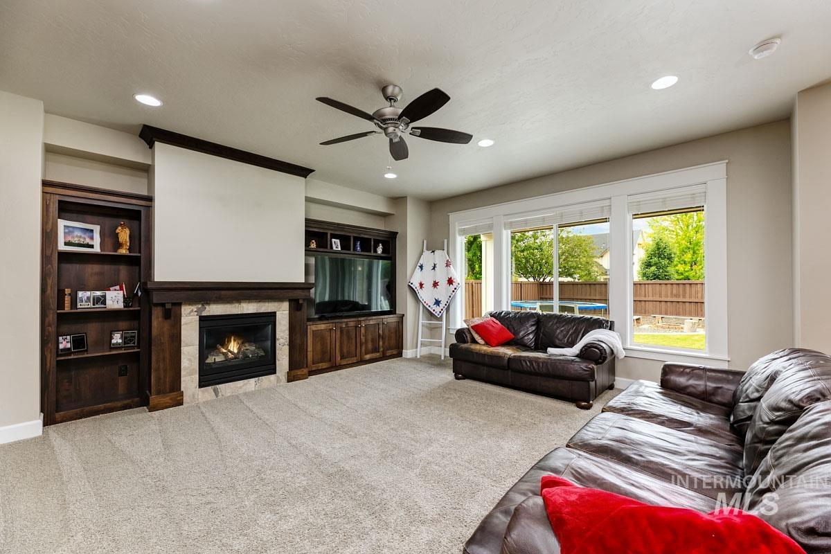 5855 N Channing Way, Meridian, Idaho 83646, 5 Bedrooms, 3 Bathrooms, Residential For Sale, Price $799,900, 98992527