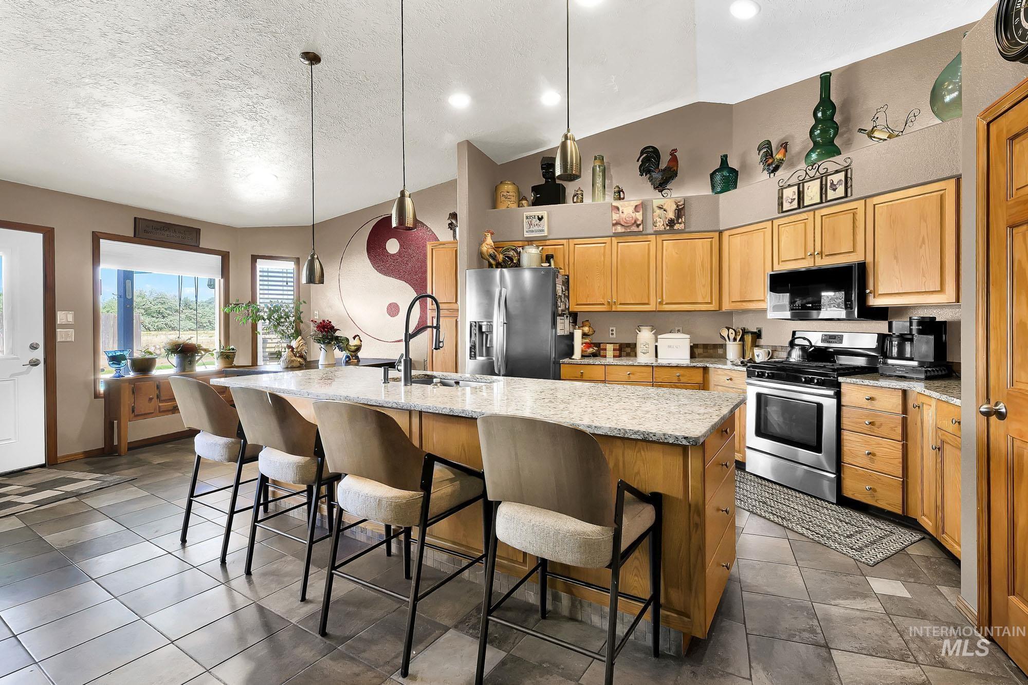 1299 N Black Cat, Meridian, Idaho 83642, Business/Commercial For Sale, Price $1,585,000, 98992528