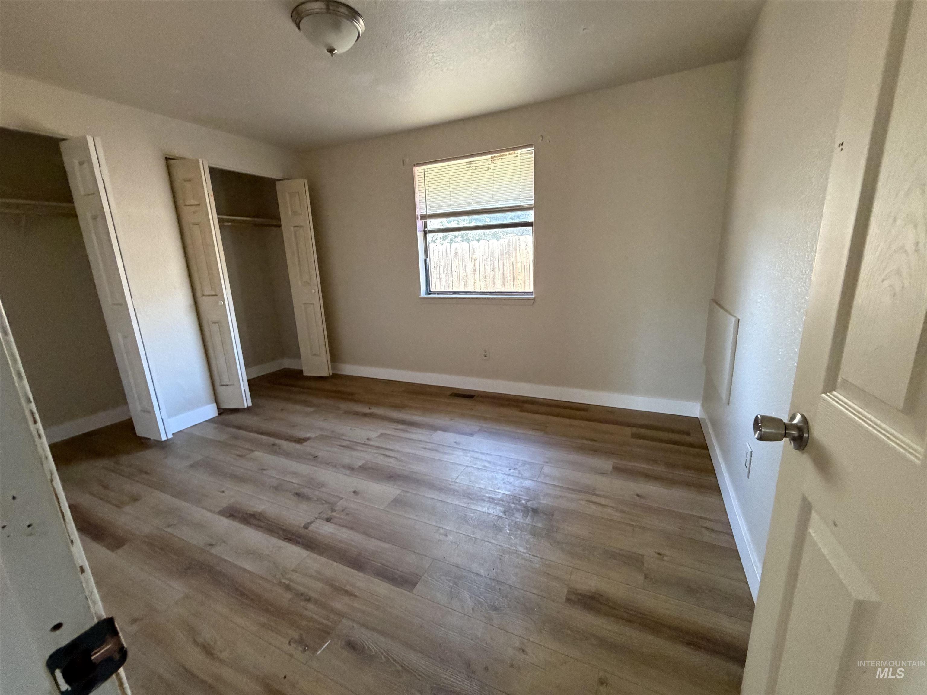 7086 W Belhaven Dr, Boise, Idaho 83714, 3 Bedrooms, 1 Bathroom, Residential For Sale, Price $299,000,MLS 98992532