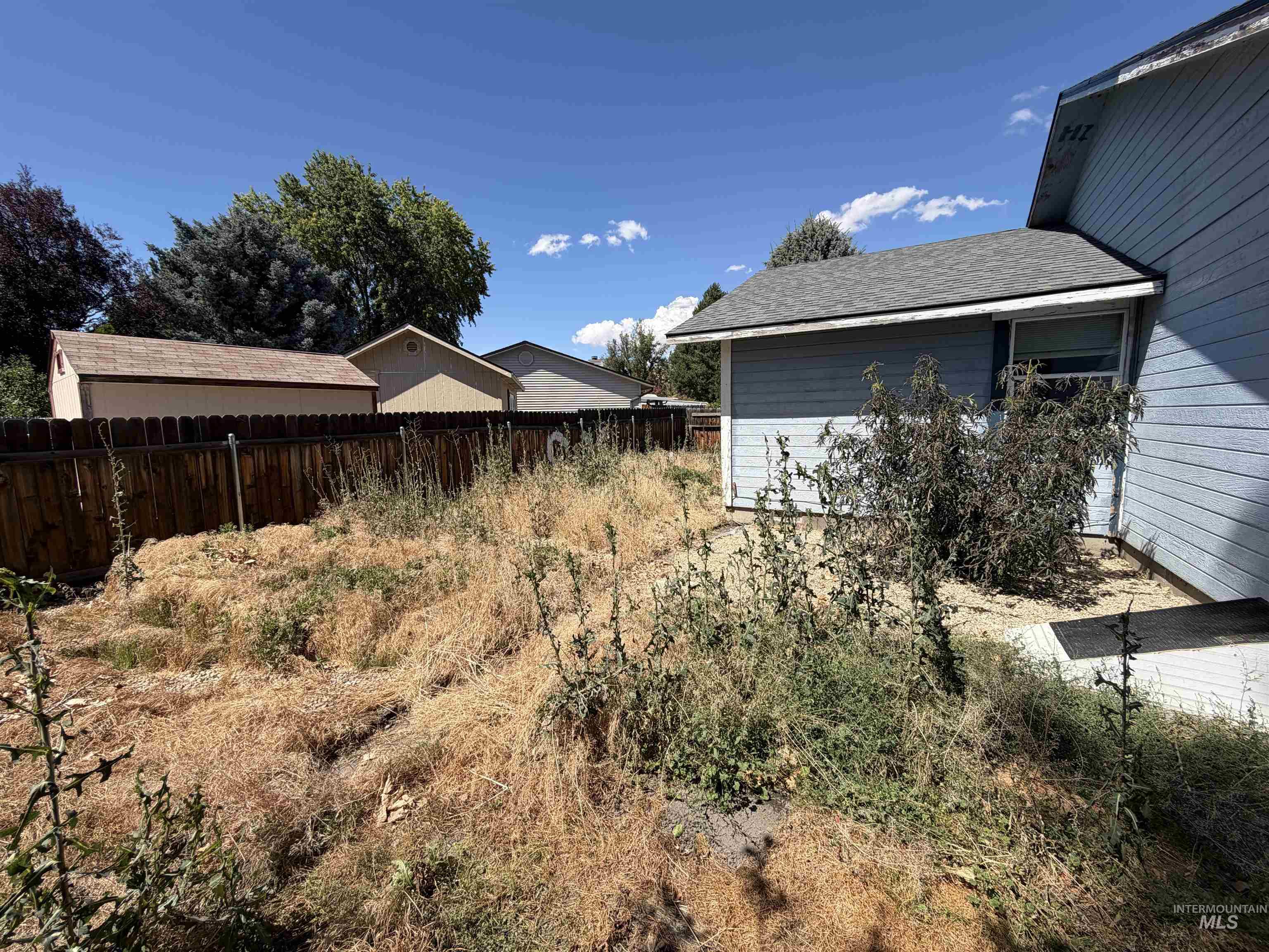7086 W Belhaven Dr, Boise, Idaho 83714, 3 Bedrooms, 1 Bathroom, Residential For Sale, Price $299,000,MLS 98992532