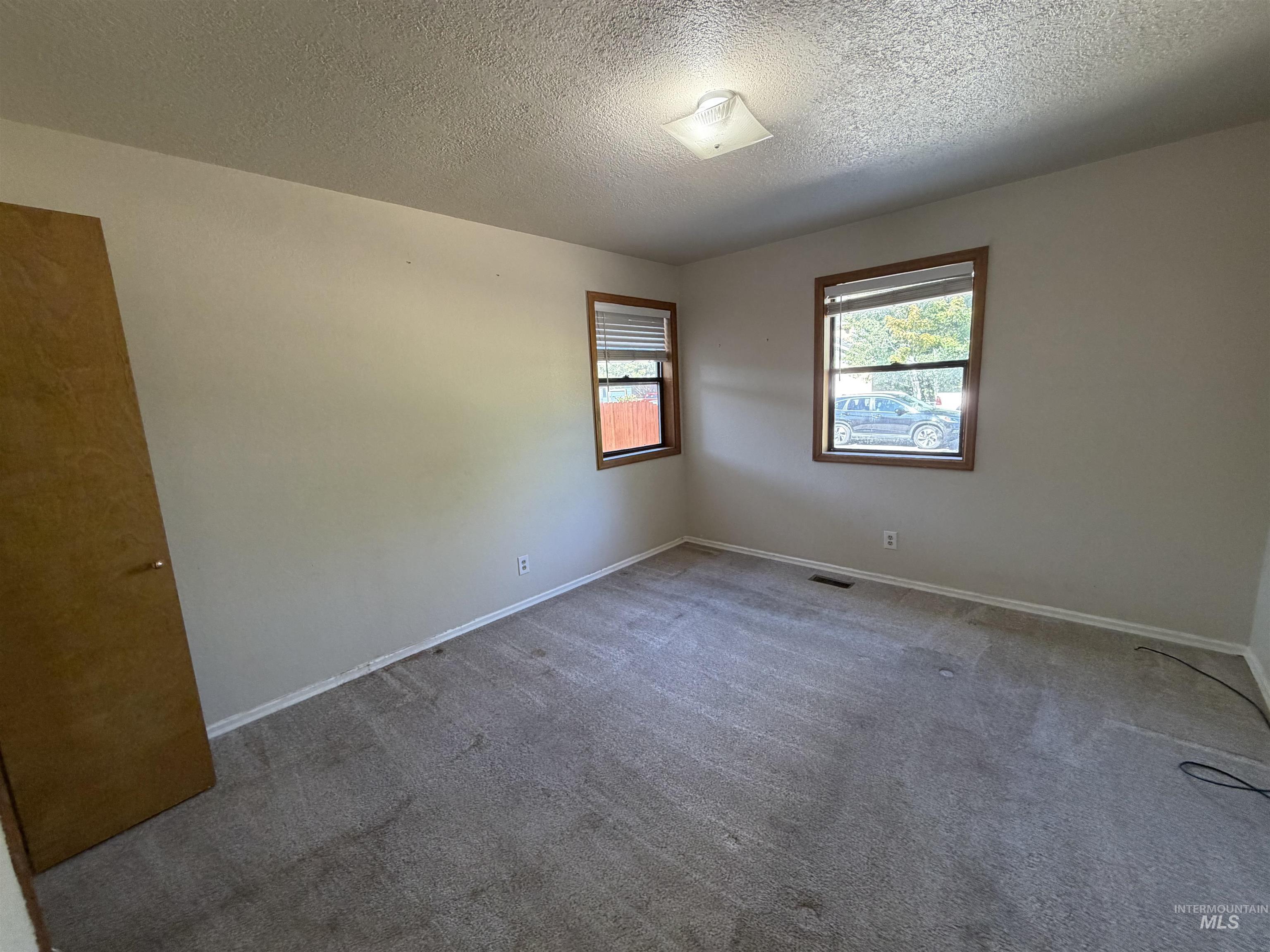 2506 N 32nd Street, Boise, Idaho 83703, 3 Bedrooms, 2 Bathrooms, Residential For Sale, Price $499,000,MLS 98992535
