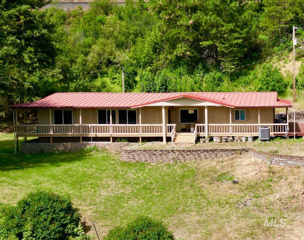35322 River Rd, Lenore, Idaho 83541, 3 Bedrooms, 2 Bathrooms, Residential For Sale, Price $525,000,MLS 98992536
