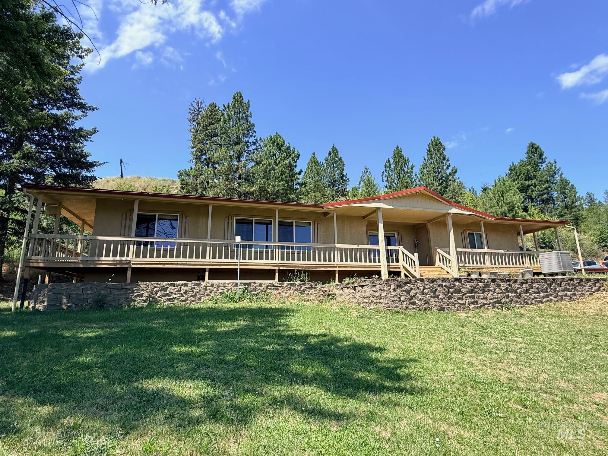 35322 River Rd, Lenore, Idaho 83541, 3 Bedrooms, 2 Bathrooms, Residential For Sale, Price $525,000,MLS 98992536
